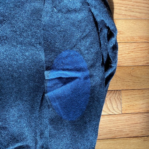 Cashmere Father & Sons V-neck - Picture 3 of 4